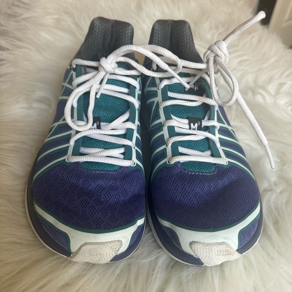 Size 9 - Pearl Izumi Women's EM Road M 3
V2 Running Shoe Women's Sport Shoes - Picture 10 of 10